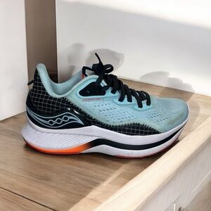 Saucony Women's Size 6.5 Endorphin Shift 2 Running Shoe Powder Scarlet Blue